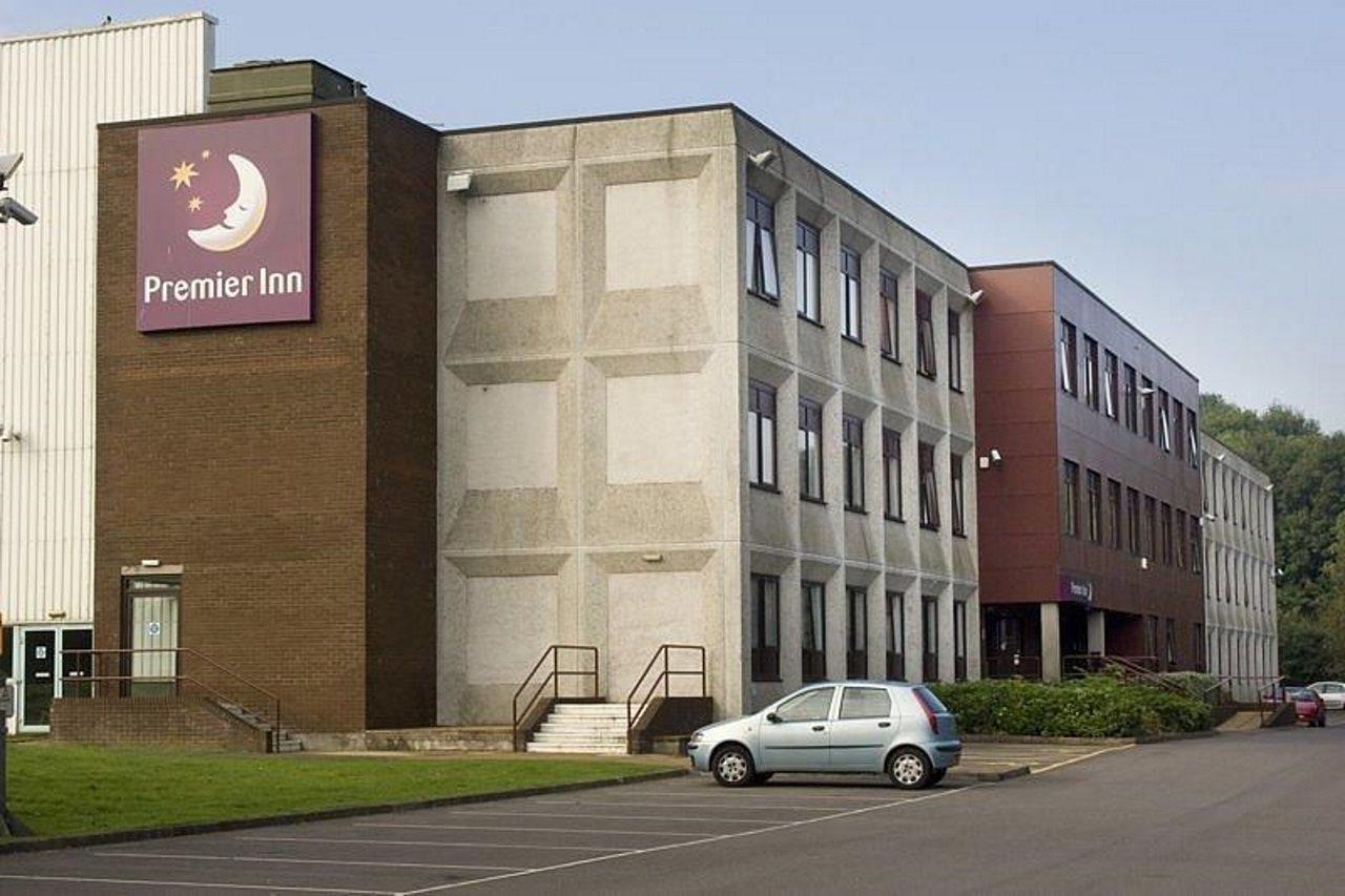 Premier Inn Cardiff Roath Exterior foto
